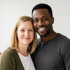 Marcus & Jen Delaney, cast portrait